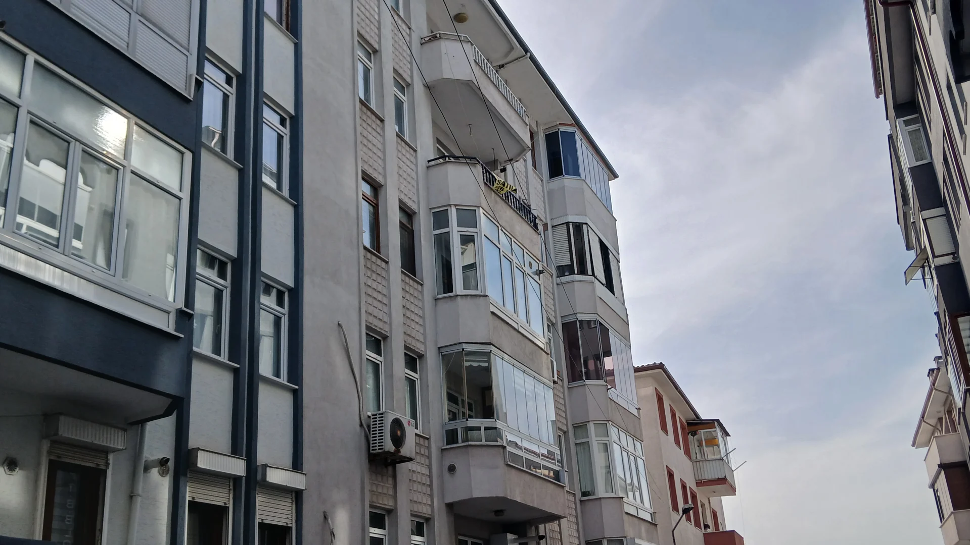 Bayraktar Apartmanı